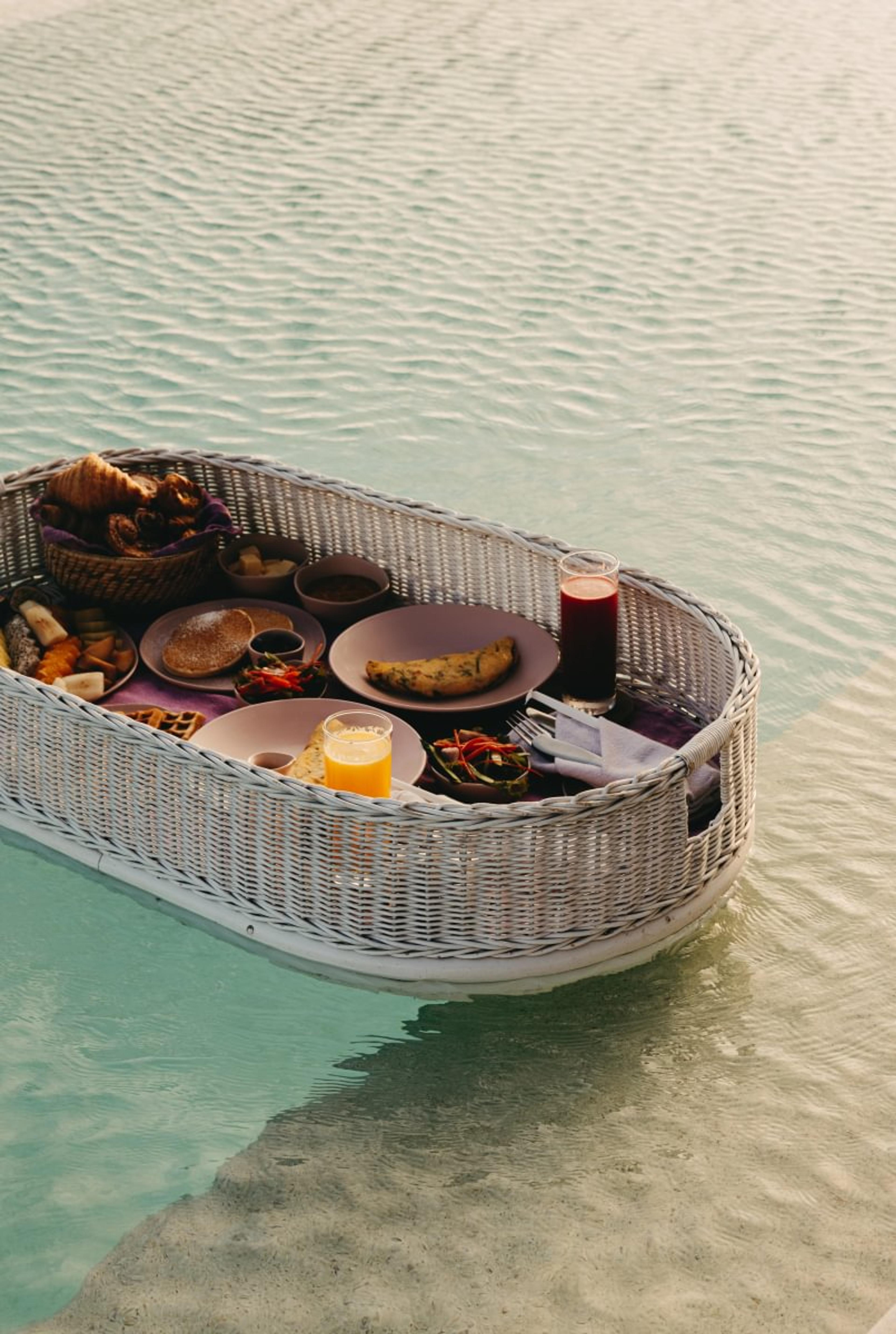 Floating breakfast on the lagoon