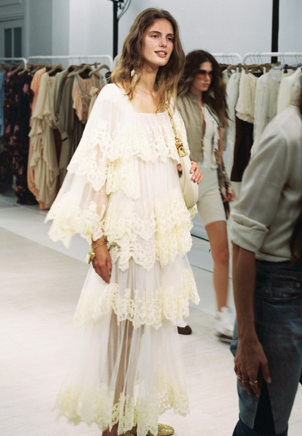 Fittings Chloé Summer 2025 by Creative Director Chemena Kamali 