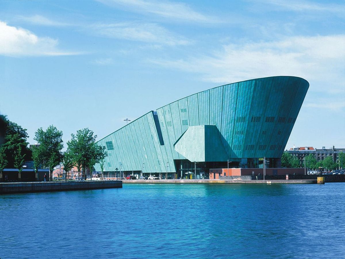 Le Musée des Sciences NEMO : le musée idéal pour les familles à Amsterdam