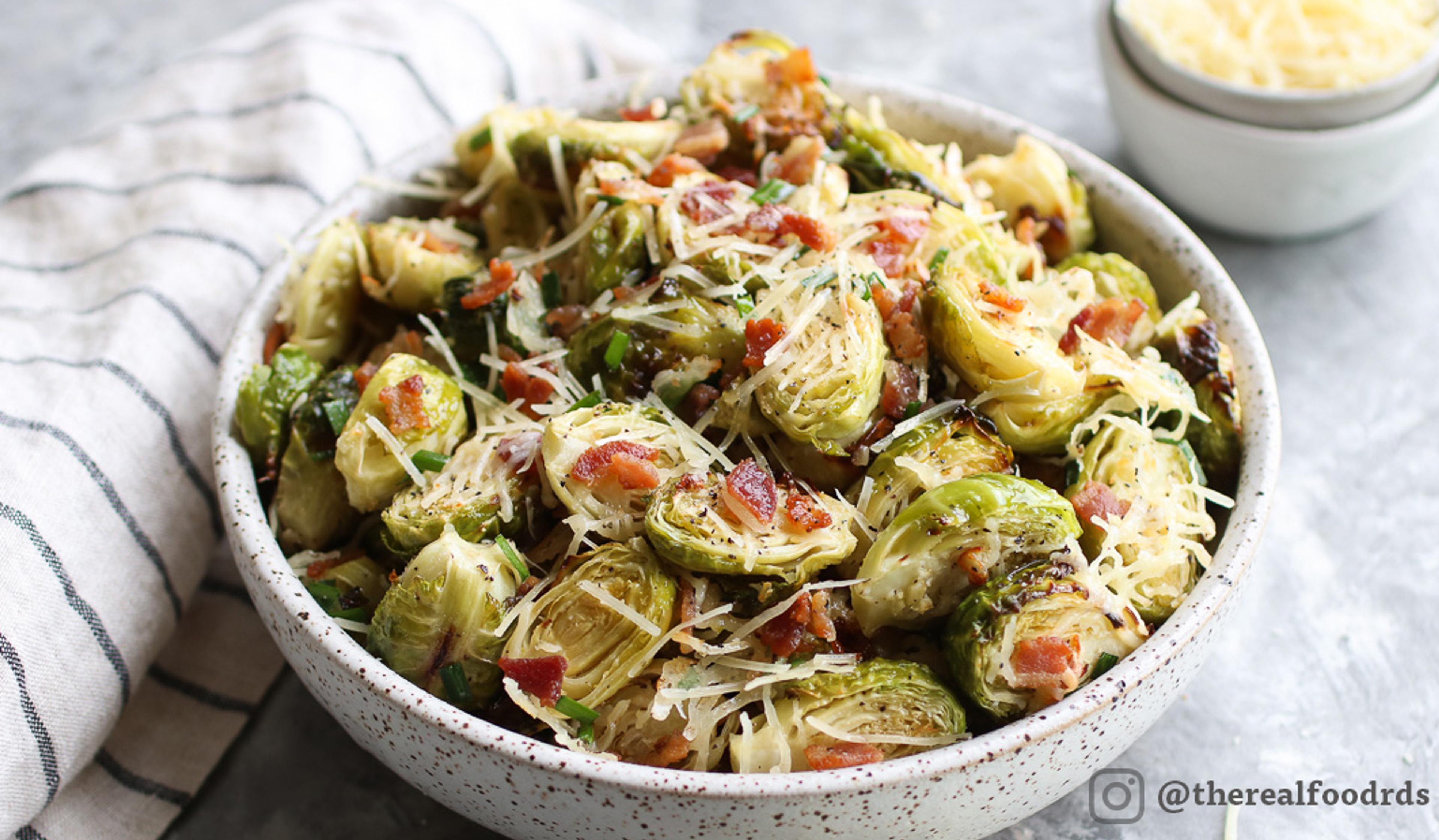 <h2 style="line-height: 1.3;"><a href="https://www.organicvalley.coop/recipes/parmesan-roasted-brussels-sprouts-with-bacon/" target="_blank">No unappetizing sprouts on your table! We bet these Parmesan Roasted Brussels Sprouts with crispy bacon will tempt even the pickiest Thanksgiving palates.</a></h2>
