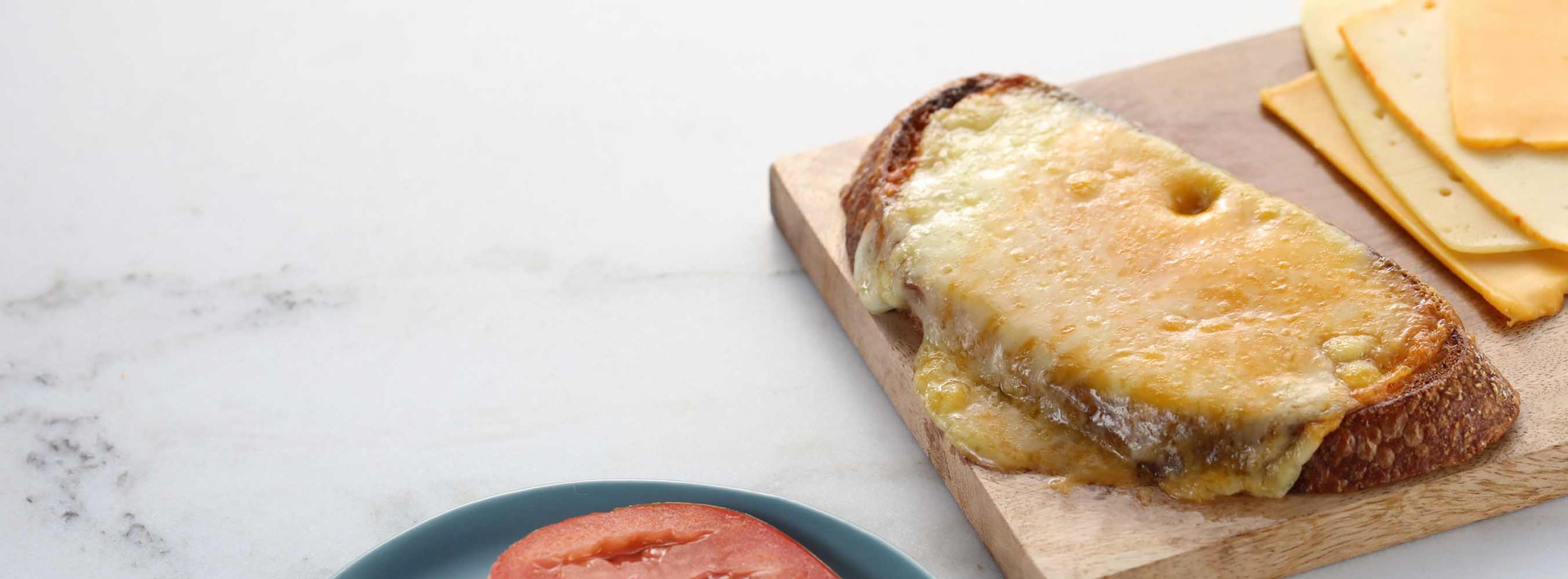 what is american cheese slices made of 3 What is American Cheese Slices Made of: Dairy Decoded