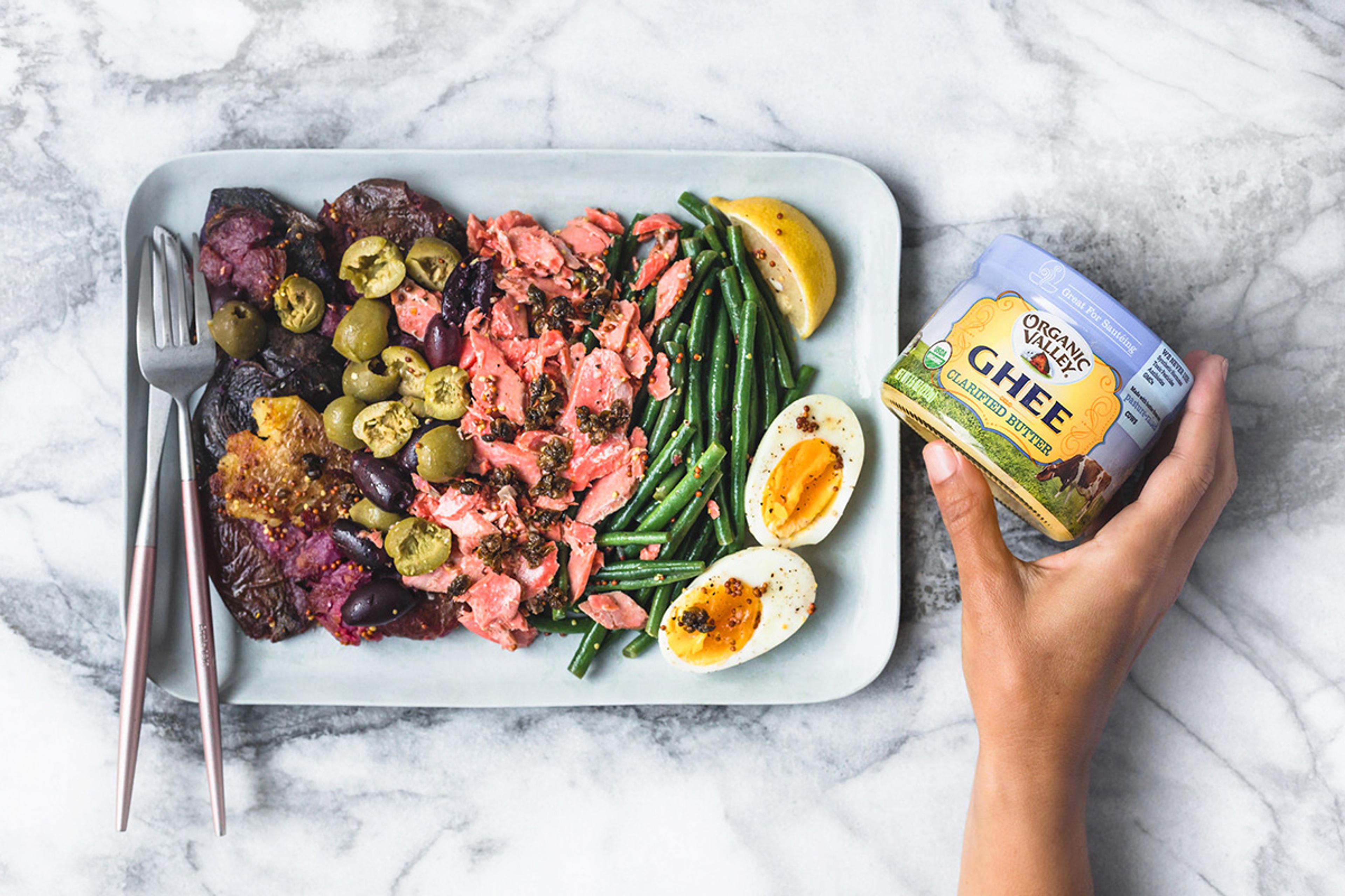 Large platter of Salmon Niçoise Salad. Photo by Daniela Gerson.