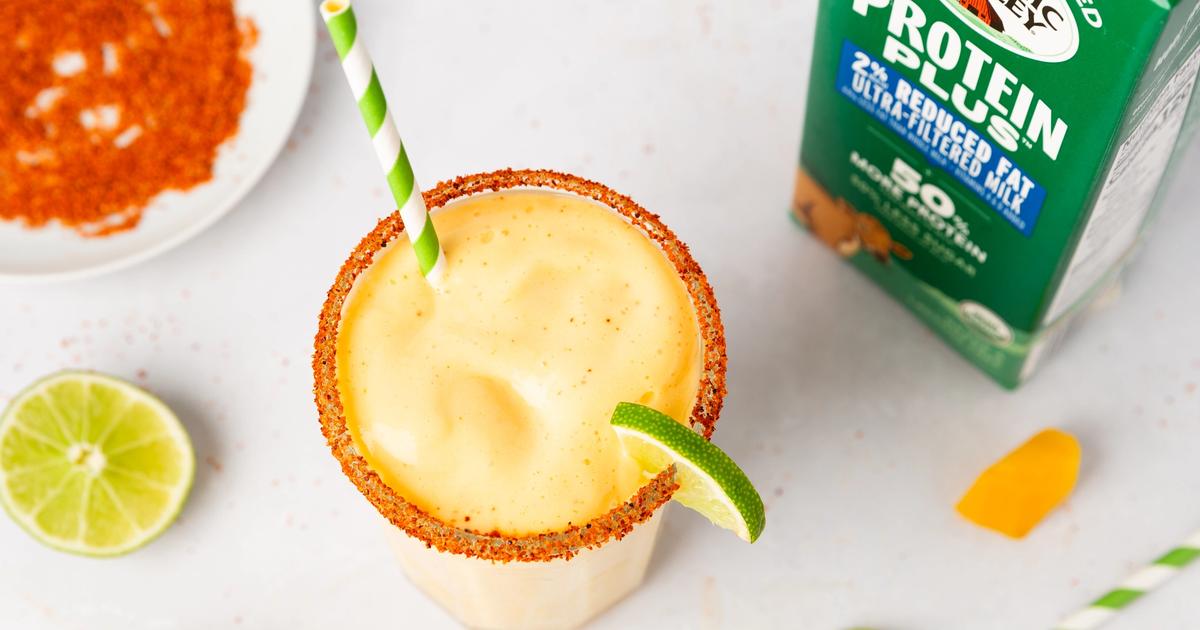 Chili Mango Glow-up Smoothie | Organic Valley