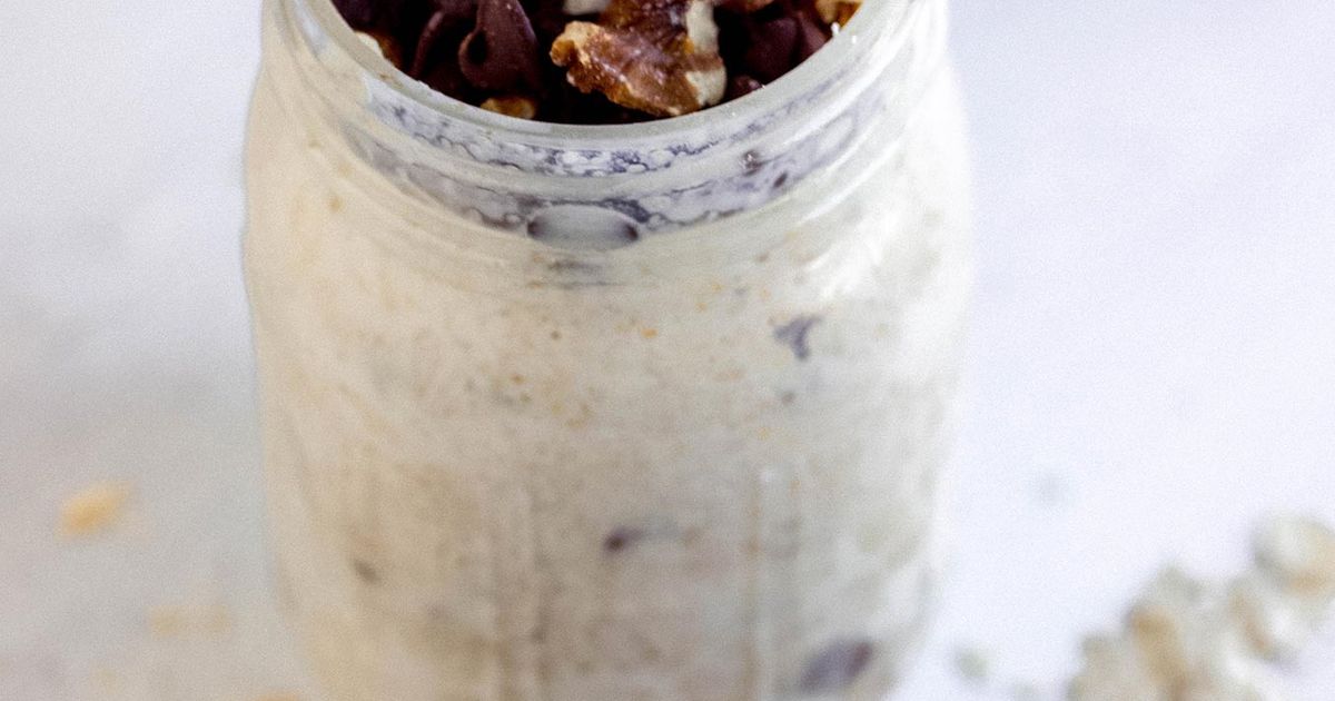 Chocolate Chip Cookie Dough Overnight Oats