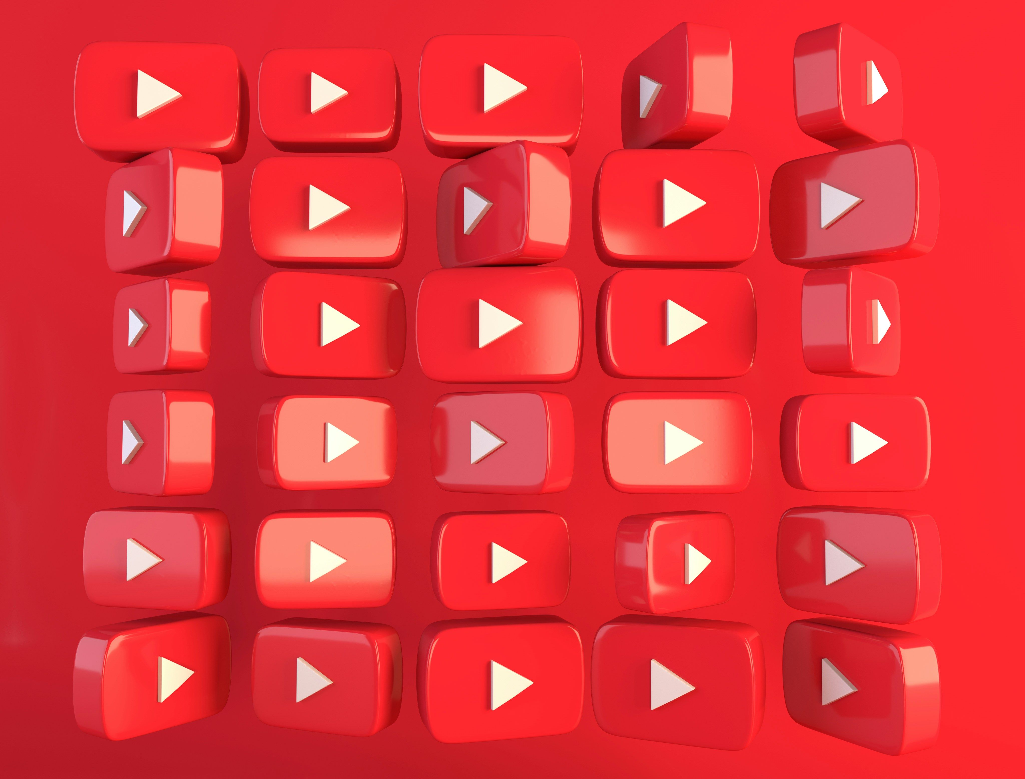 Top YouTubers in the US (2025): What’s Trending Now?