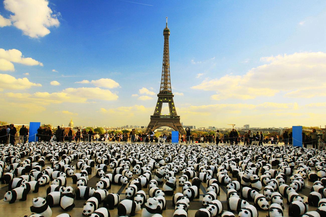 WWF’s Parisian Pandas in front of the Eiffel Tower