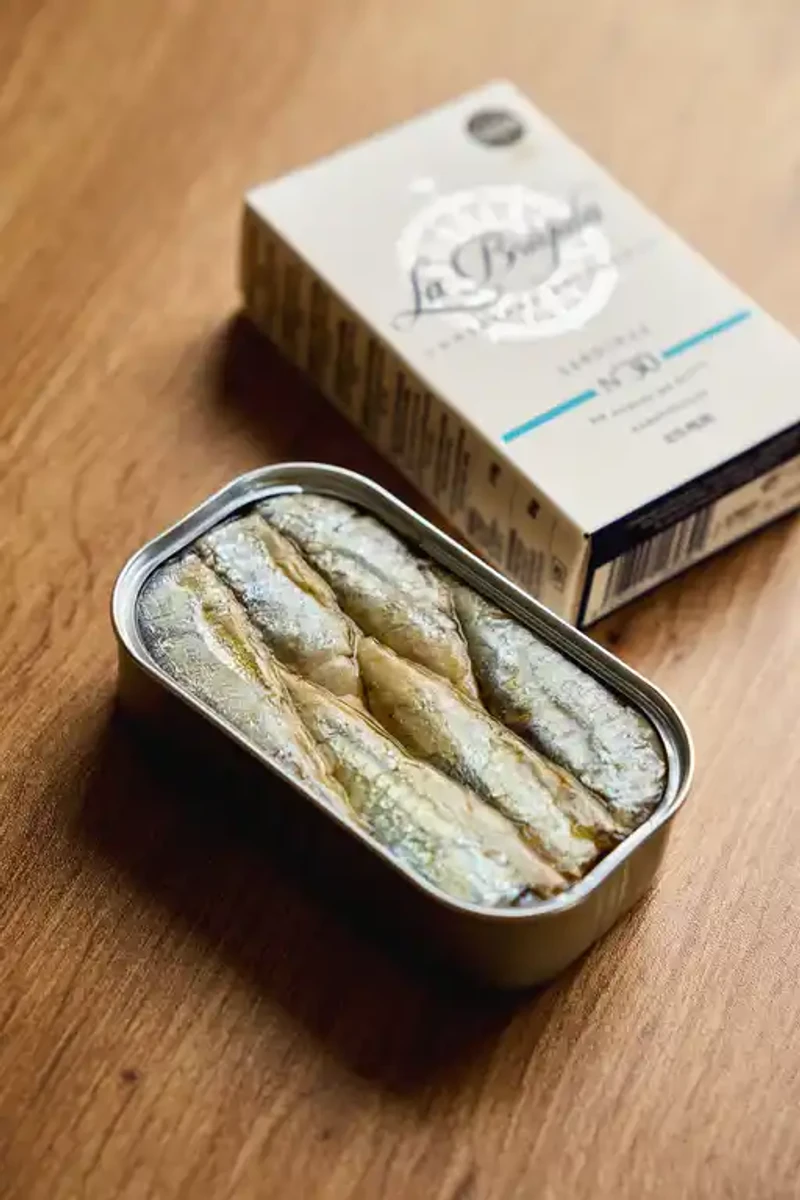 La Brújula Small Sardines in olive oil - Image 2