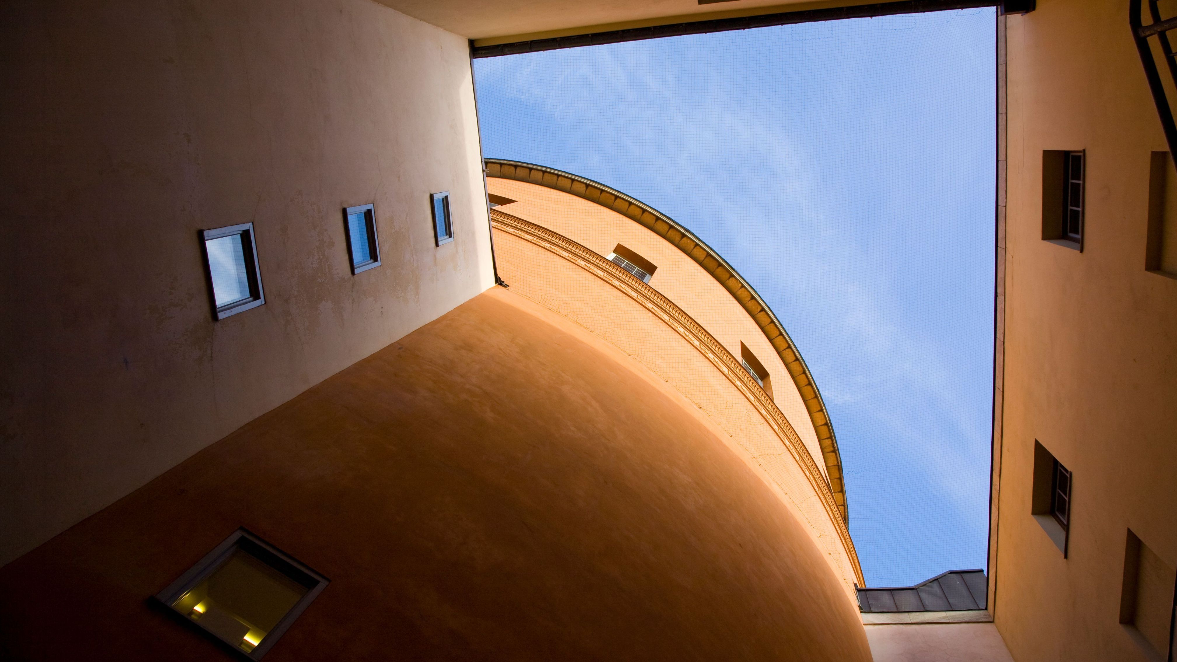 Individuell angefertigtes Vogelabwehrnetz