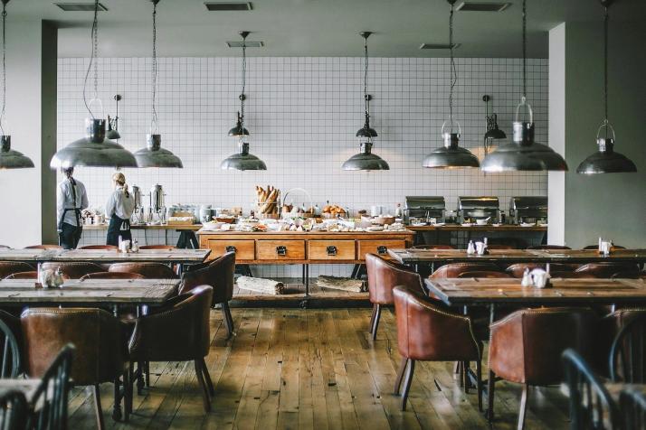 buffet di un hotel e ristorante