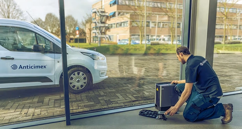 5 reasons to choose digital pest control for businesses