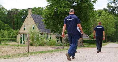 boktor in huis