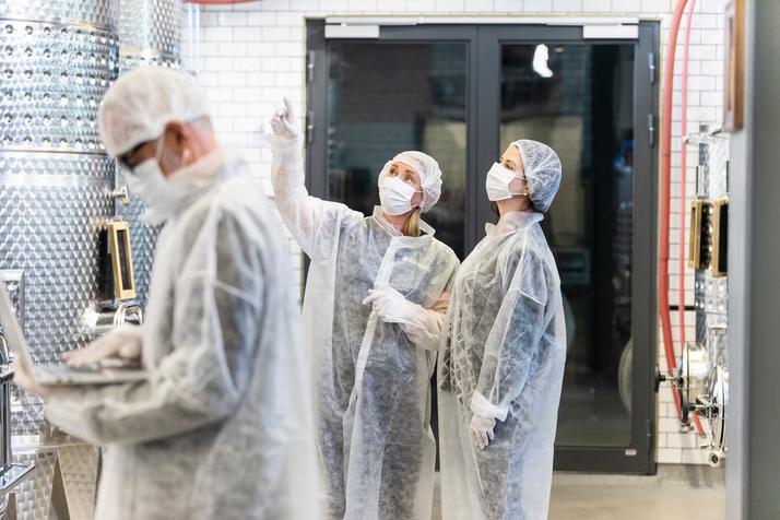 sinais de infestação de pragas instalações alimentares