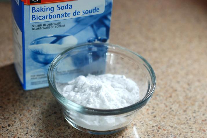 baking soda against cockroaches