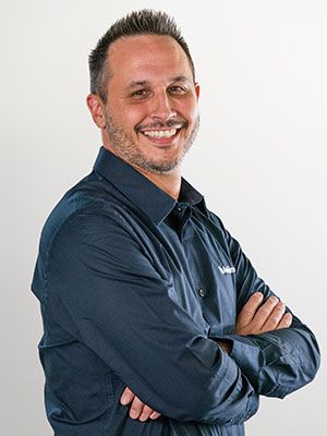 alberto-bernues