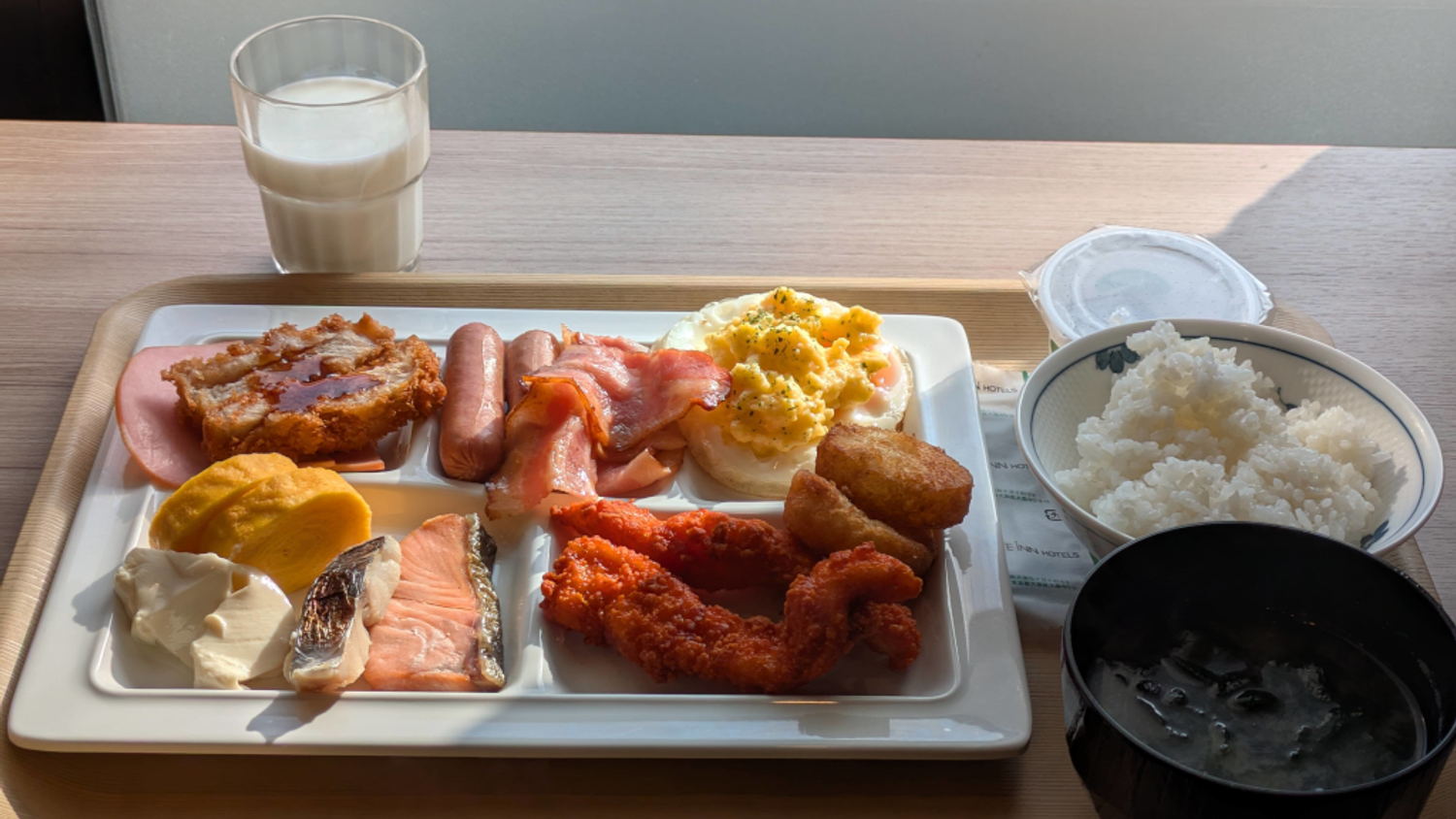 004-breakfast01