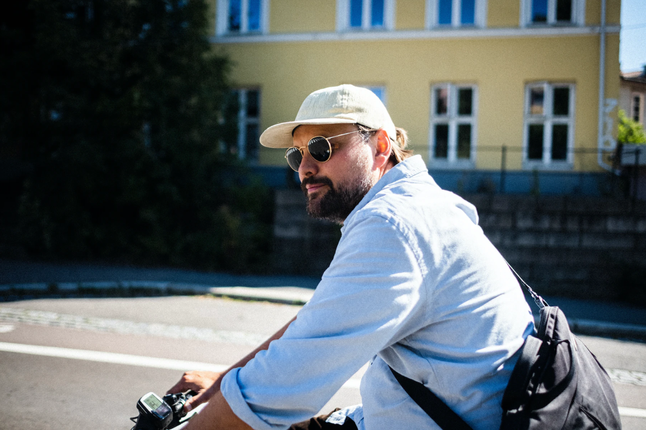 Ketil-er-kul-med-solbriller