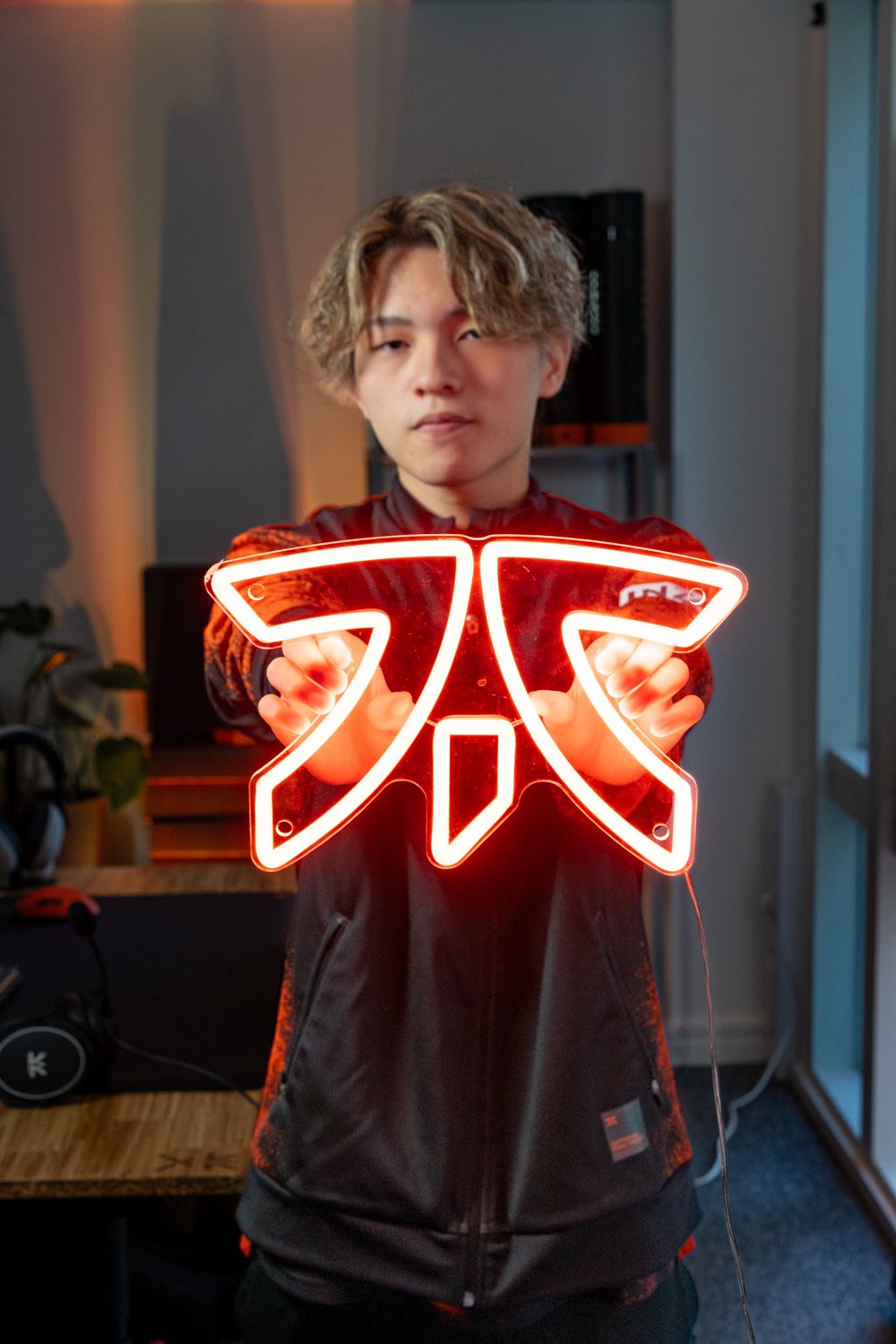 Fnatic LED SIGN フナティックネオンライト Fnatic LED SIGN フナティックネオンライト - メルカリ