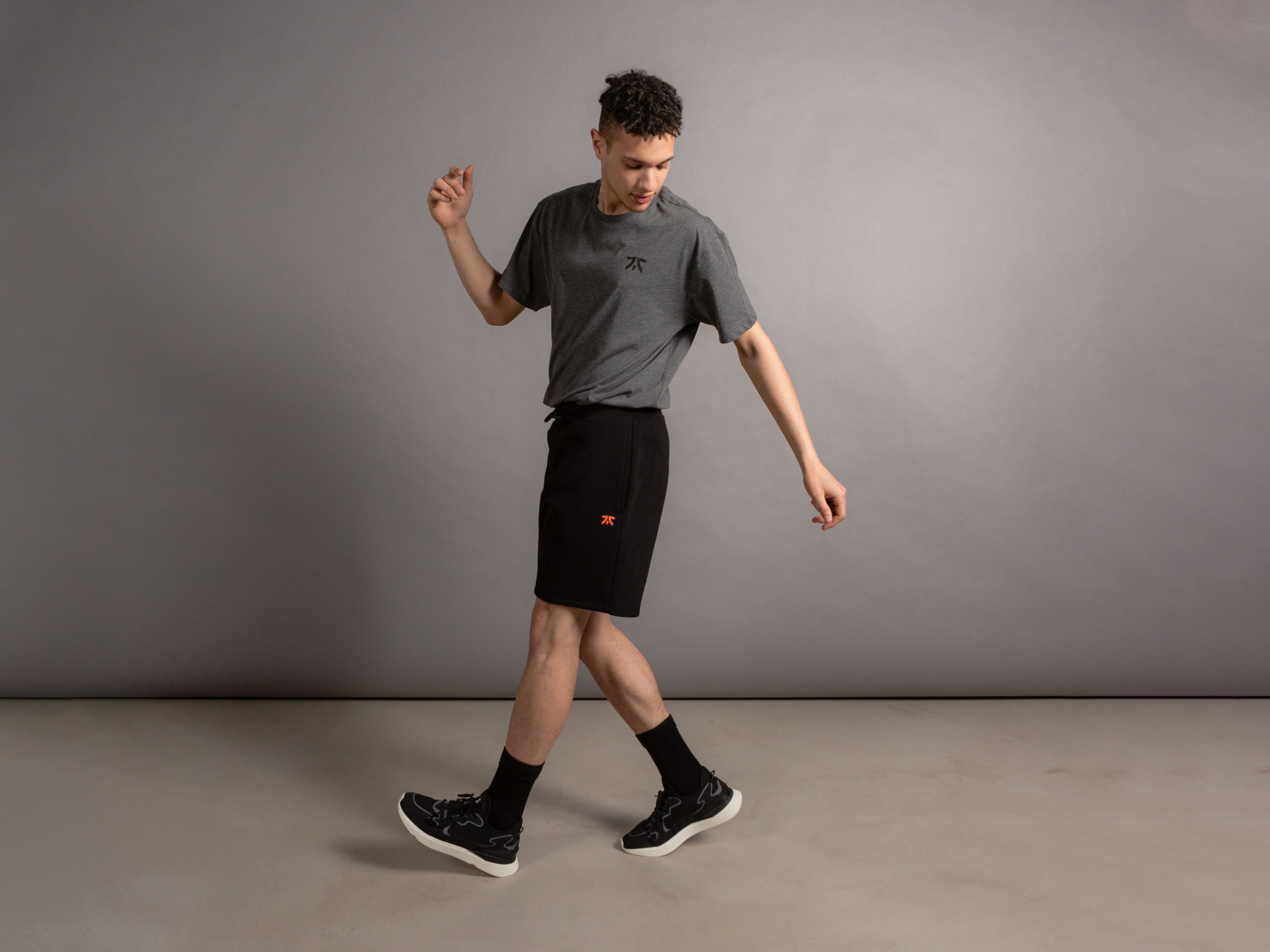 Cara Nylon Bike Shorts | GUESS Factory