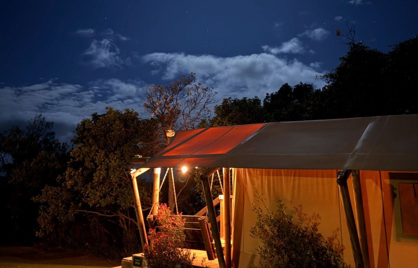 Camping under the stars in Bonny Hills