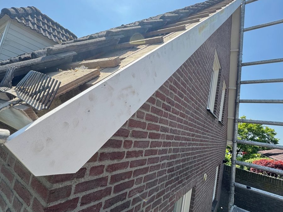 Deur- en daklijstherstel Riel extra foto 6