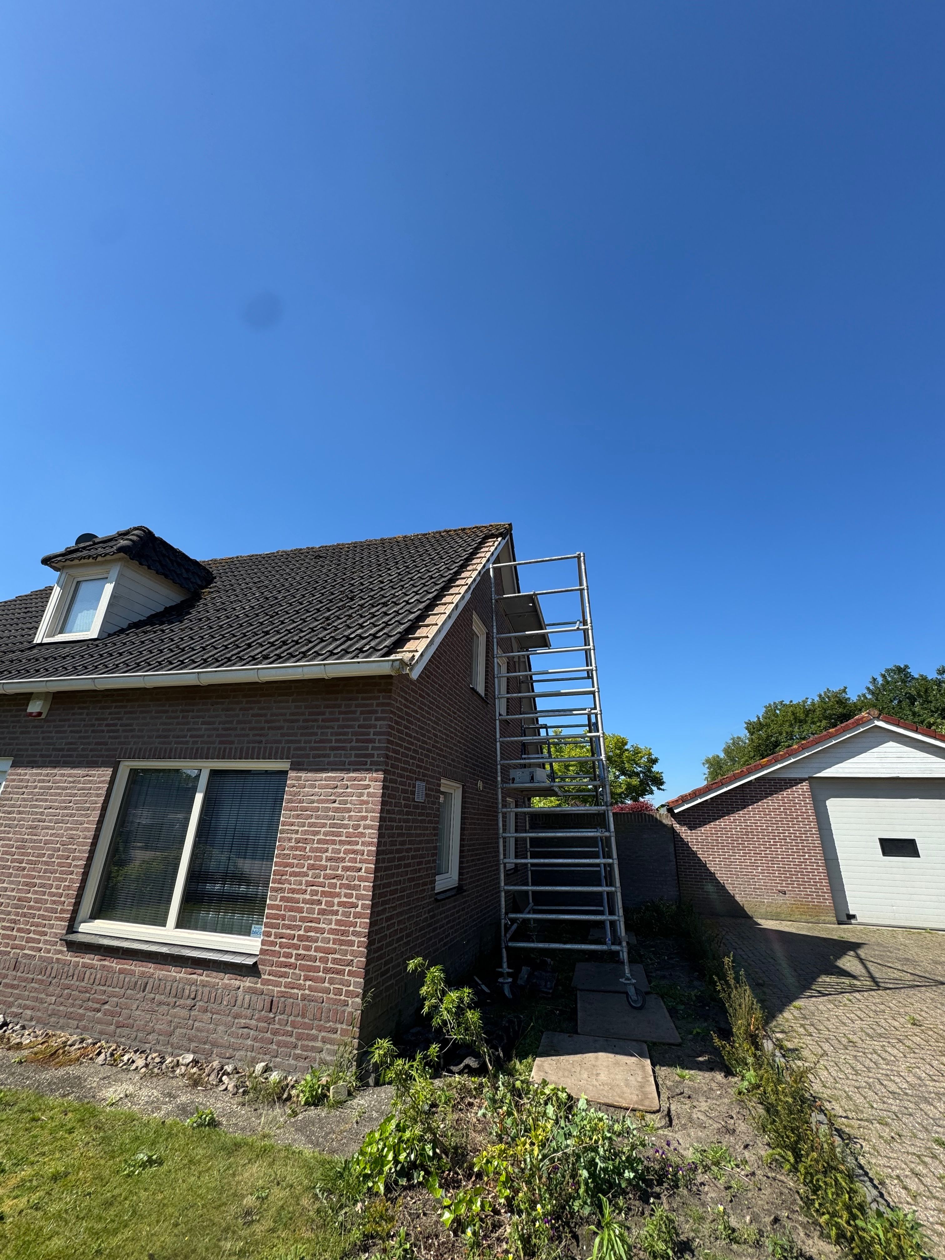 Deur- en daklijstherstel Riel