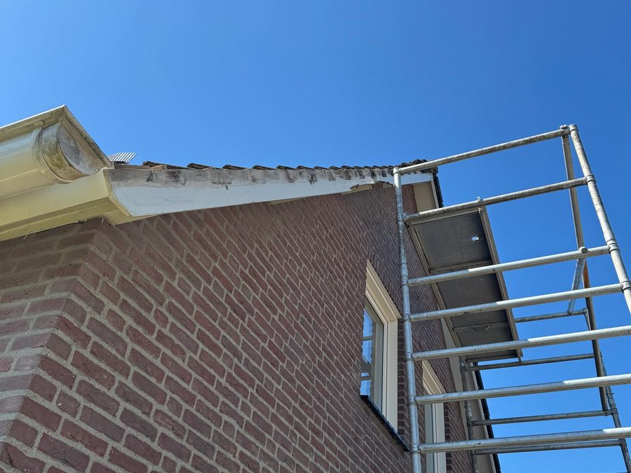 Deur- en daklijstherstel Riel extra foto 4