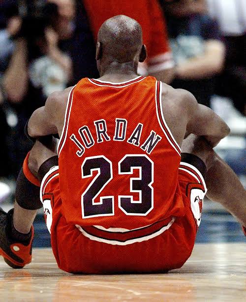 Michael Jordan’s 1998 NBA Finals Jersey could sell for $10 million at auction