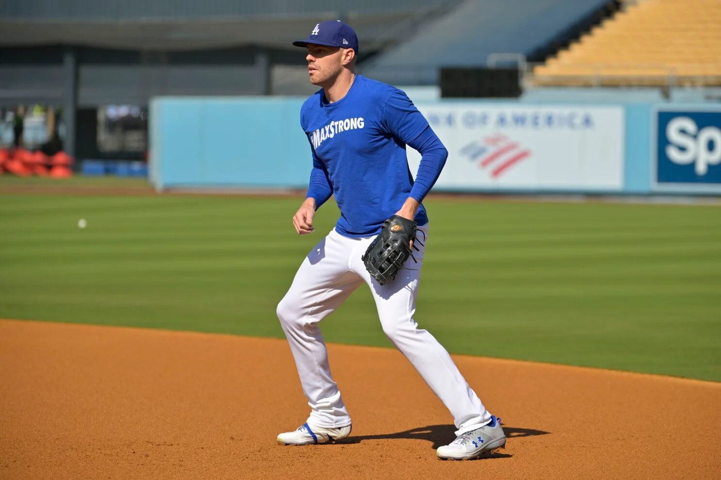 Freddie Freeman anticipates returning to the Dodgers' lineup for the World Series opener against the Yankees