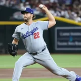Clayton Kershaw rejoins Dodgers on one-year deal