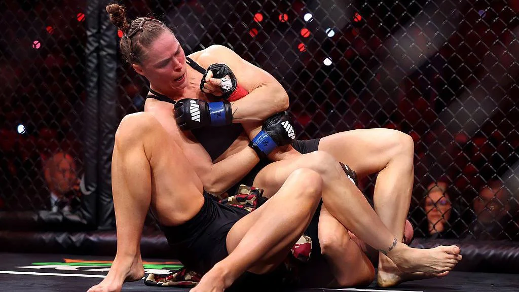 Rousey makes stunning MMA return with trademark armbar submission over Carano