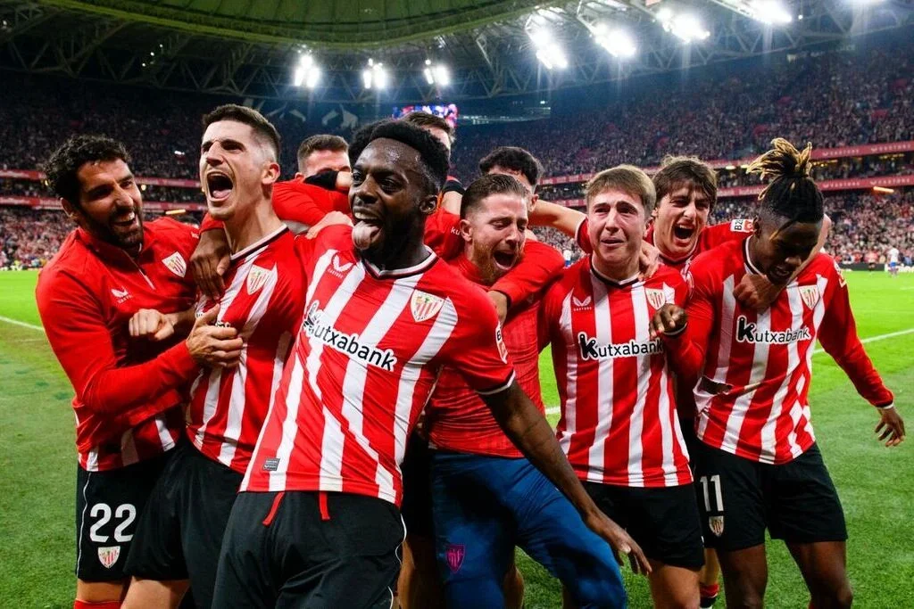 Athletic Bilbao score twice in extra time to defeat Barcelona in six-goal thriller and advance to Copa del Rey semi-finals