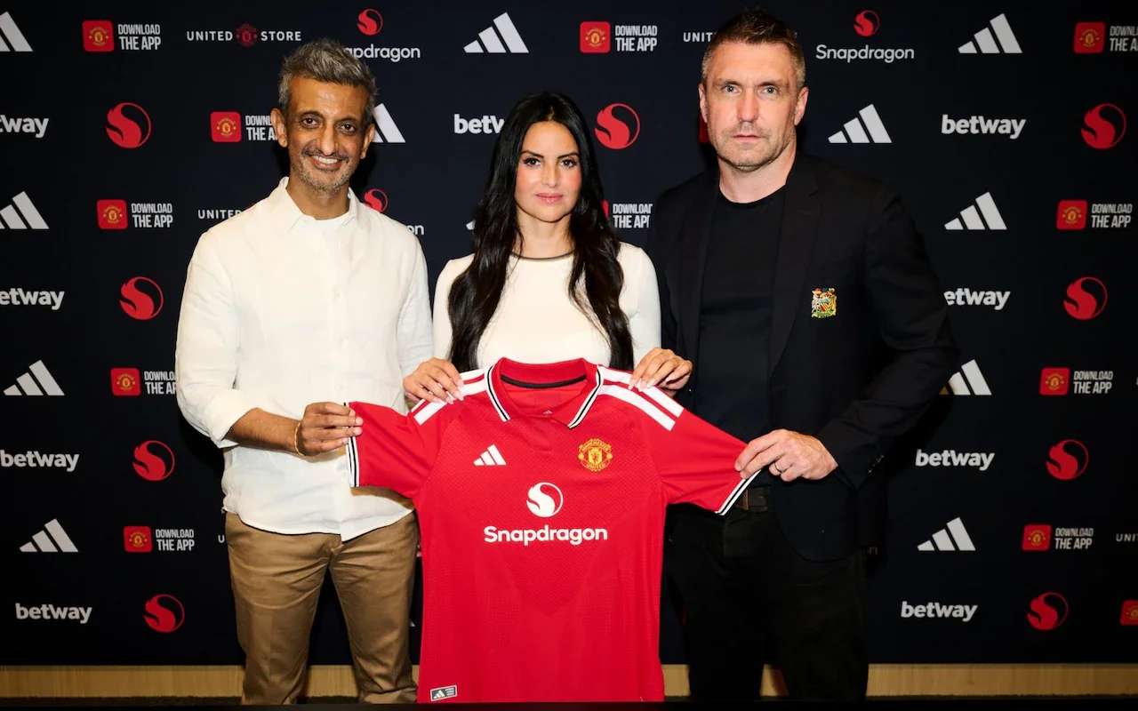 Manchester United Appoint Eva Olid as Women's Head Coach After Hearts Success