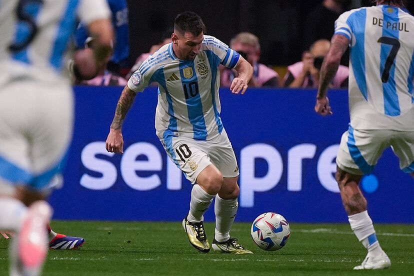 Messi fit for Copa América semi-final against Canada, says coach Scaloni