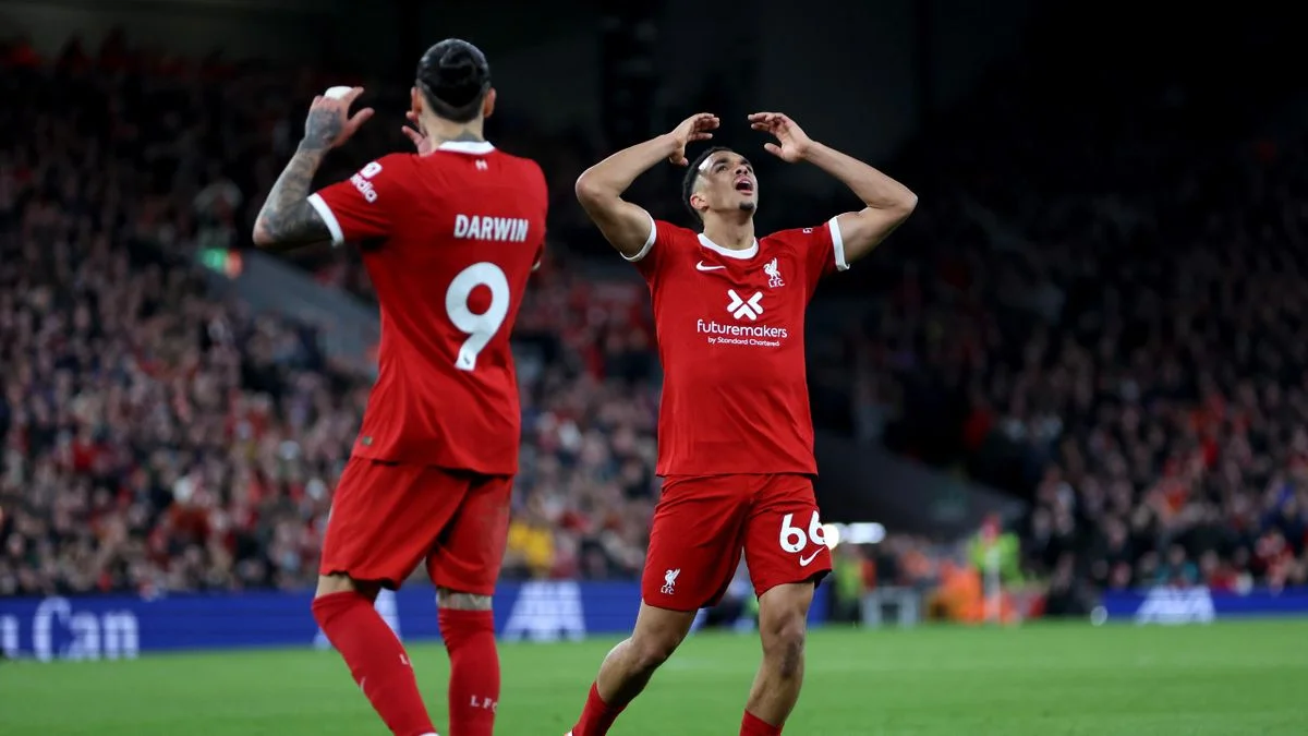 Liverpool 0-0 Manchester United: Stalemate sees Reds miss opportunity to reclaim top spot