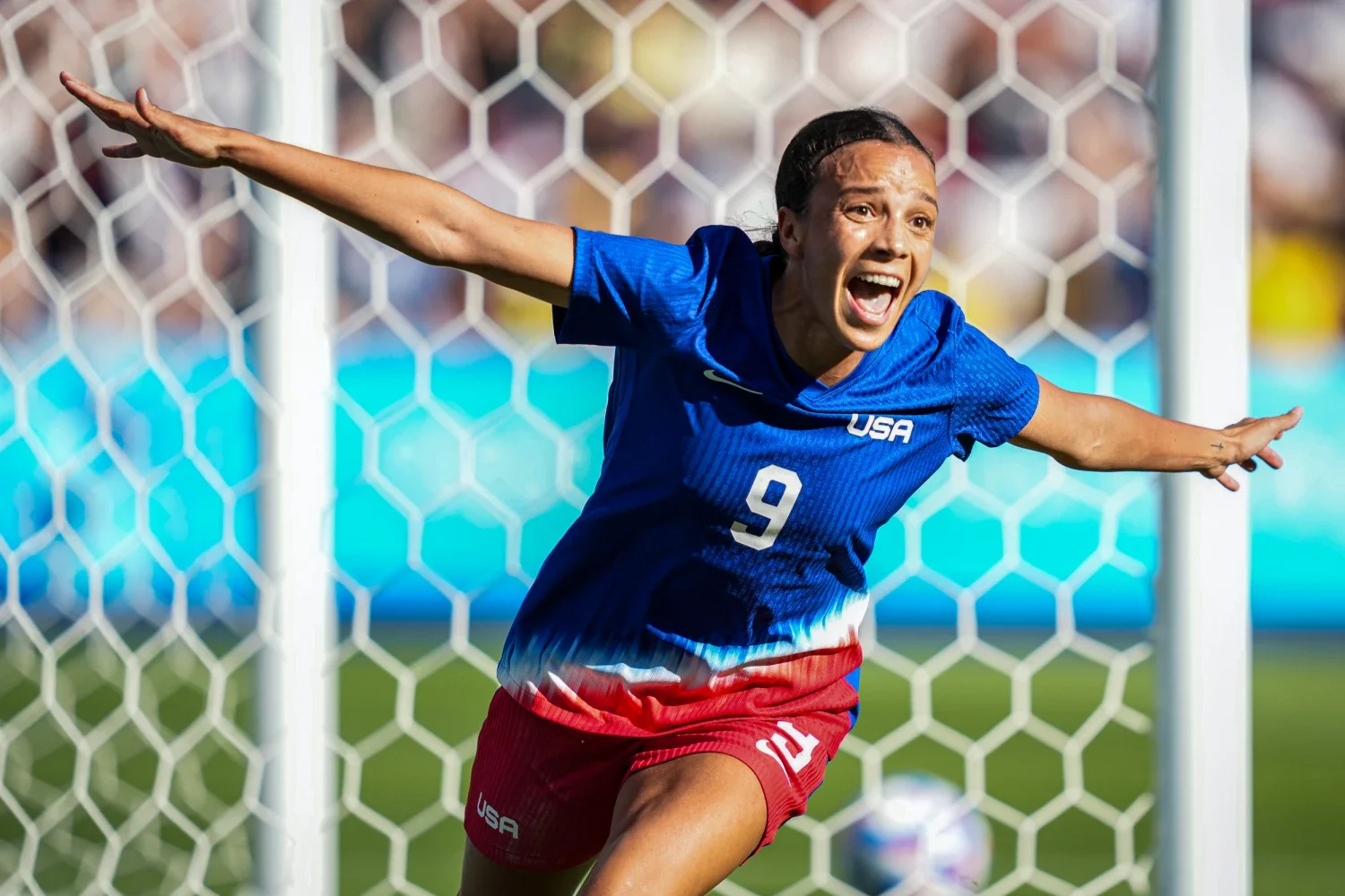 USA wins women's football gold after defeating Brazil