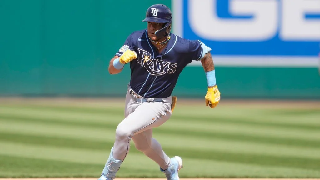 Rays land RHP Eric Orze in deal, send OF José Siri to Mets
