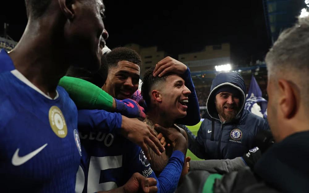 Chelsea 3–2 West Ham: Blues storm back with stunning second-half to go fourth