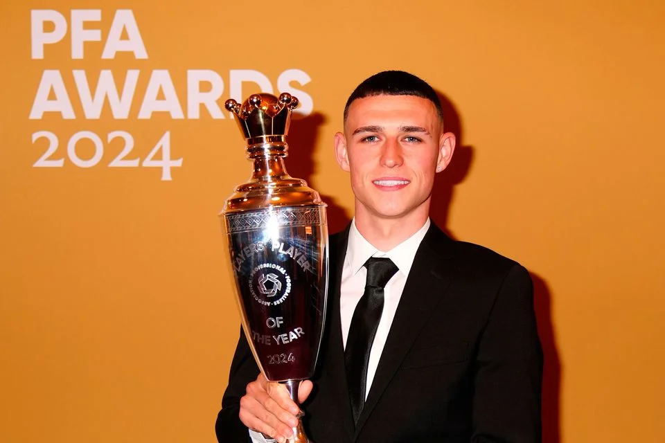 Phil Foden and Cole Palmer win PFA Player of the Year awards