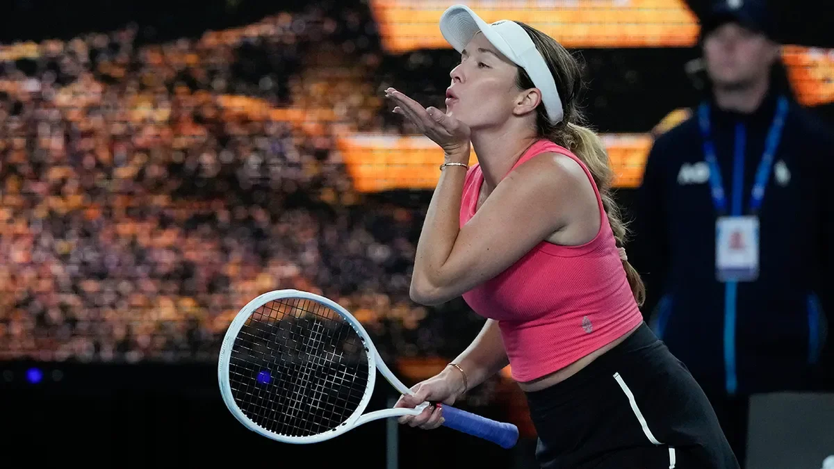 Collins plays villain role after defeating local favorite Aiava in Melbourne