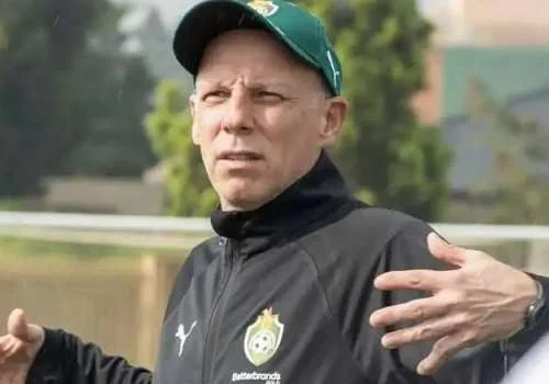 Zimbabwe Coach Nees Warns Nigeria Ahead of High-Stakes World Cup Qualifier