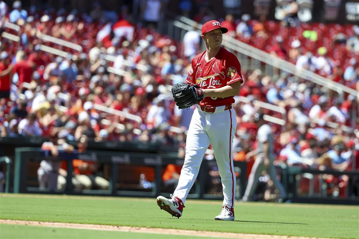 MLB roundup: Cardinals' Sonny Gray baffles Giants, Rangers complete sweep