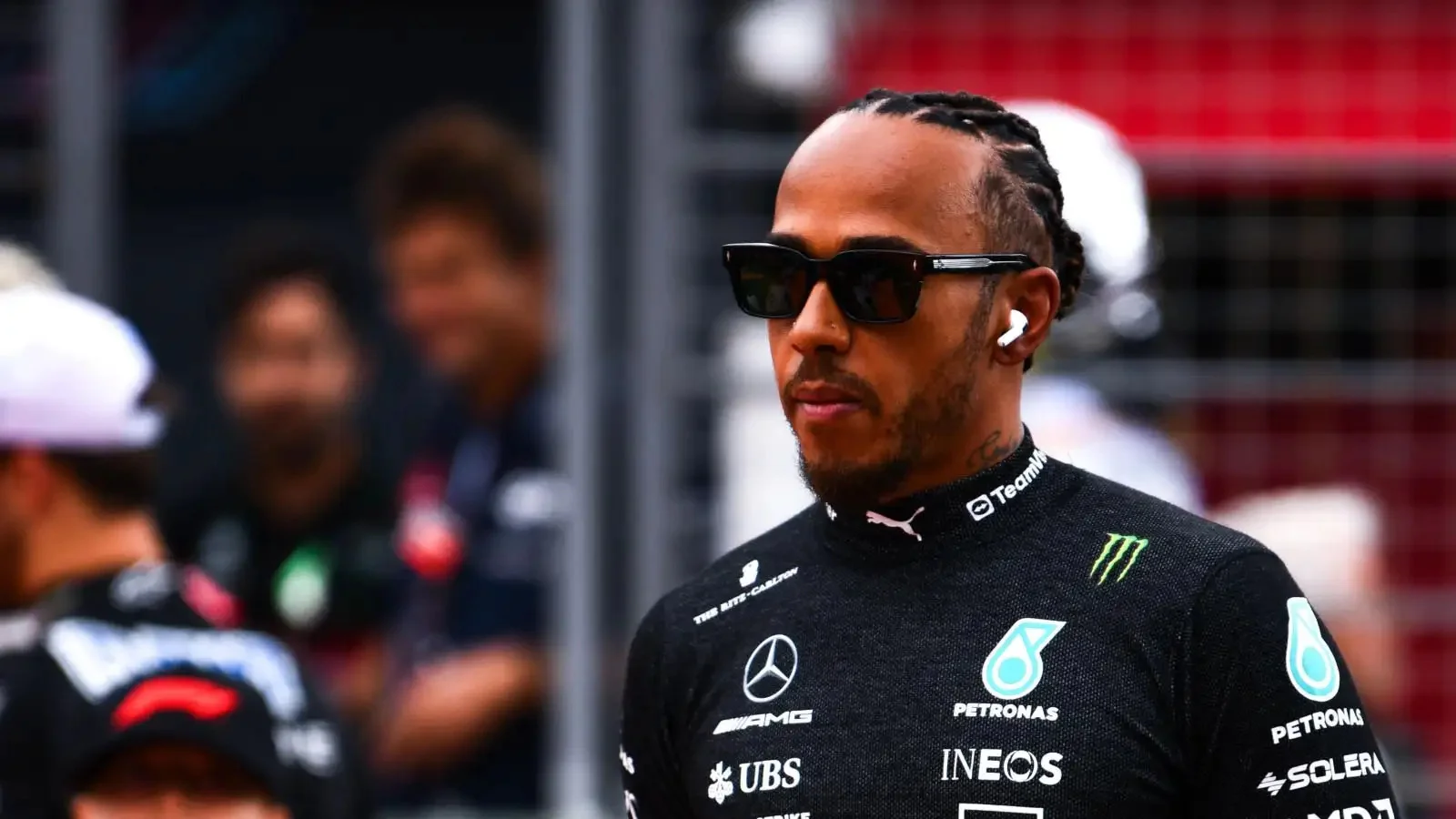 Lewis Hamilton anticipates that Kimi Antonelli will treat his car with caution.