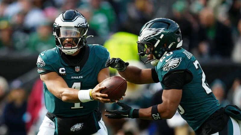 NFL roundup: Eagles clinch playoff berth, Rams defeat Bills in instant classic