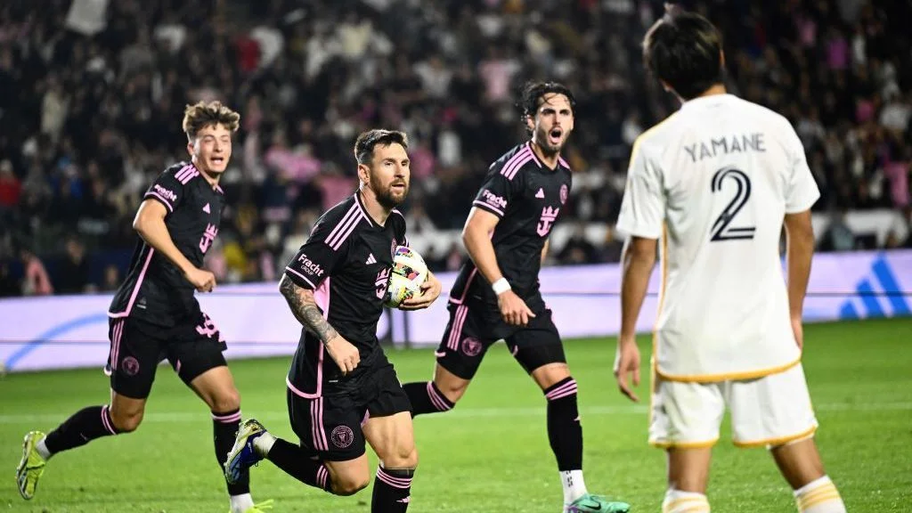 LA Galaxy 1-1 Inter Miami: Messi grabs late equaliser to snatch draw against 10-man hosts