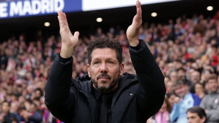 Atletico Madrid's Simeone emotional after completing 700 matches in charge