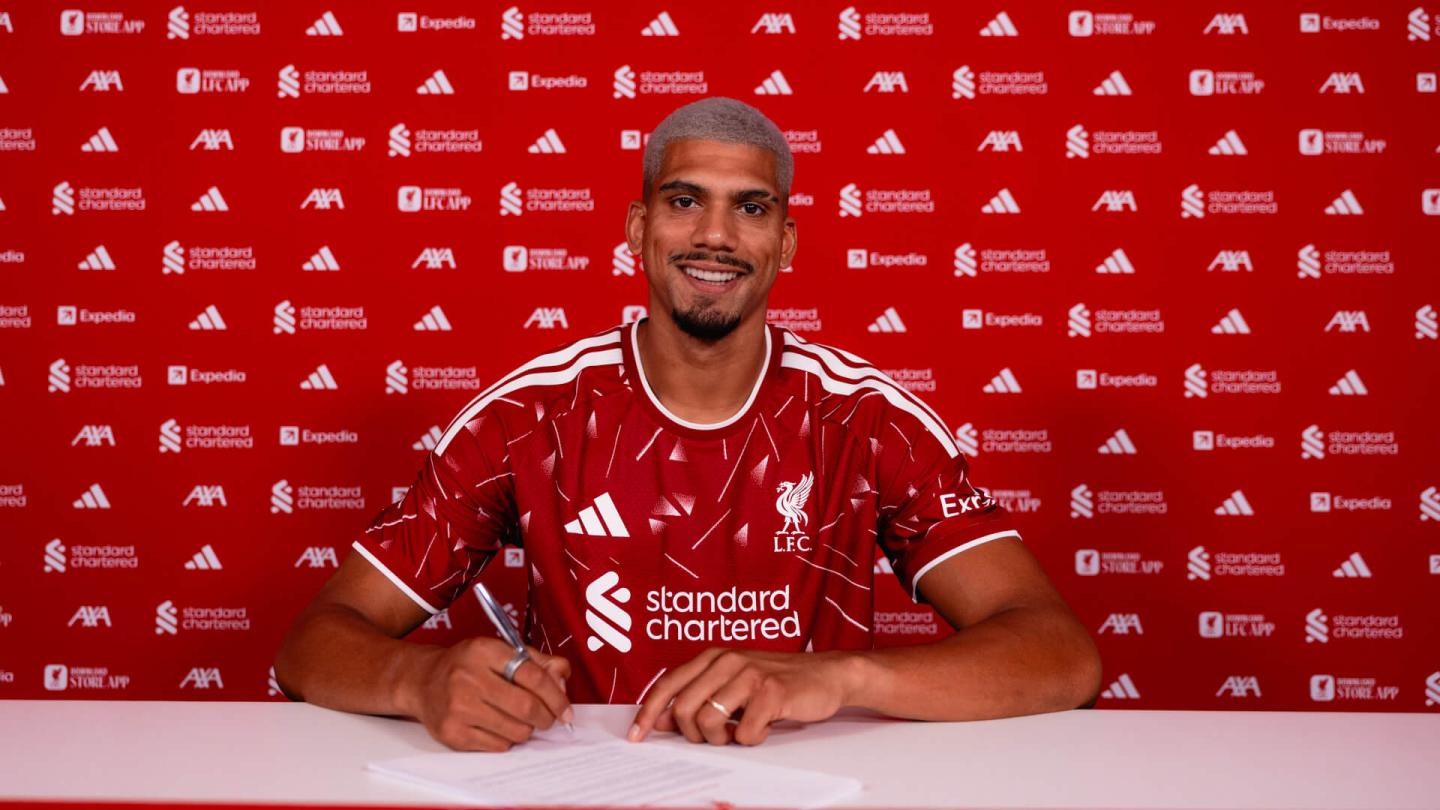 Liverpool Transfer News: Ronald Araujo joins from Barcelona on loan