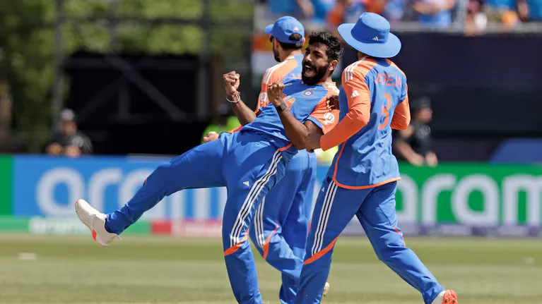 India defeats Pakistan in a low-scoring nailbiter at T20 World Cup