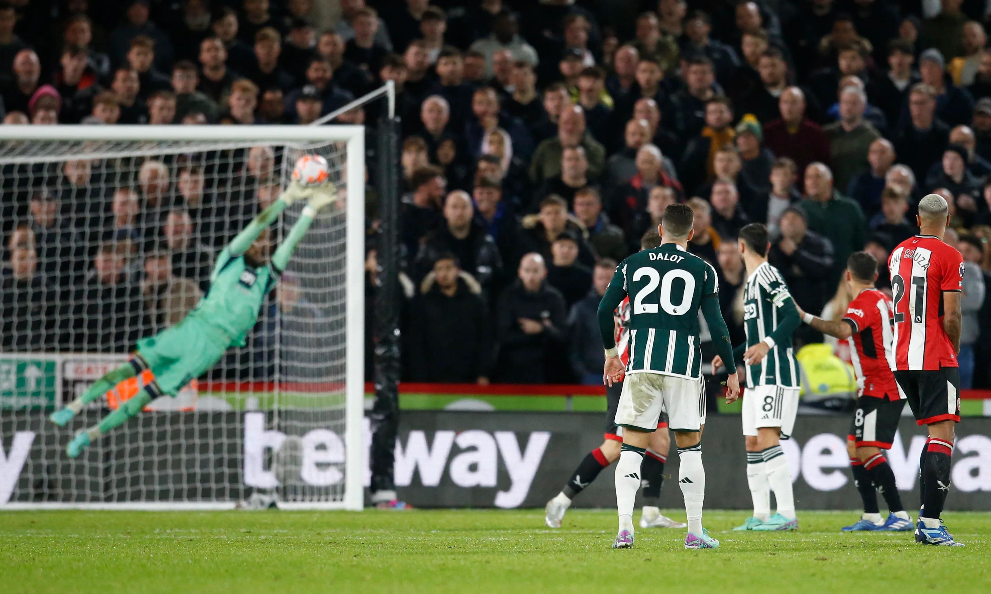 Sheffield United 1-2 Manchester United: Dalot stunner secures back-to-back wins for visitors
