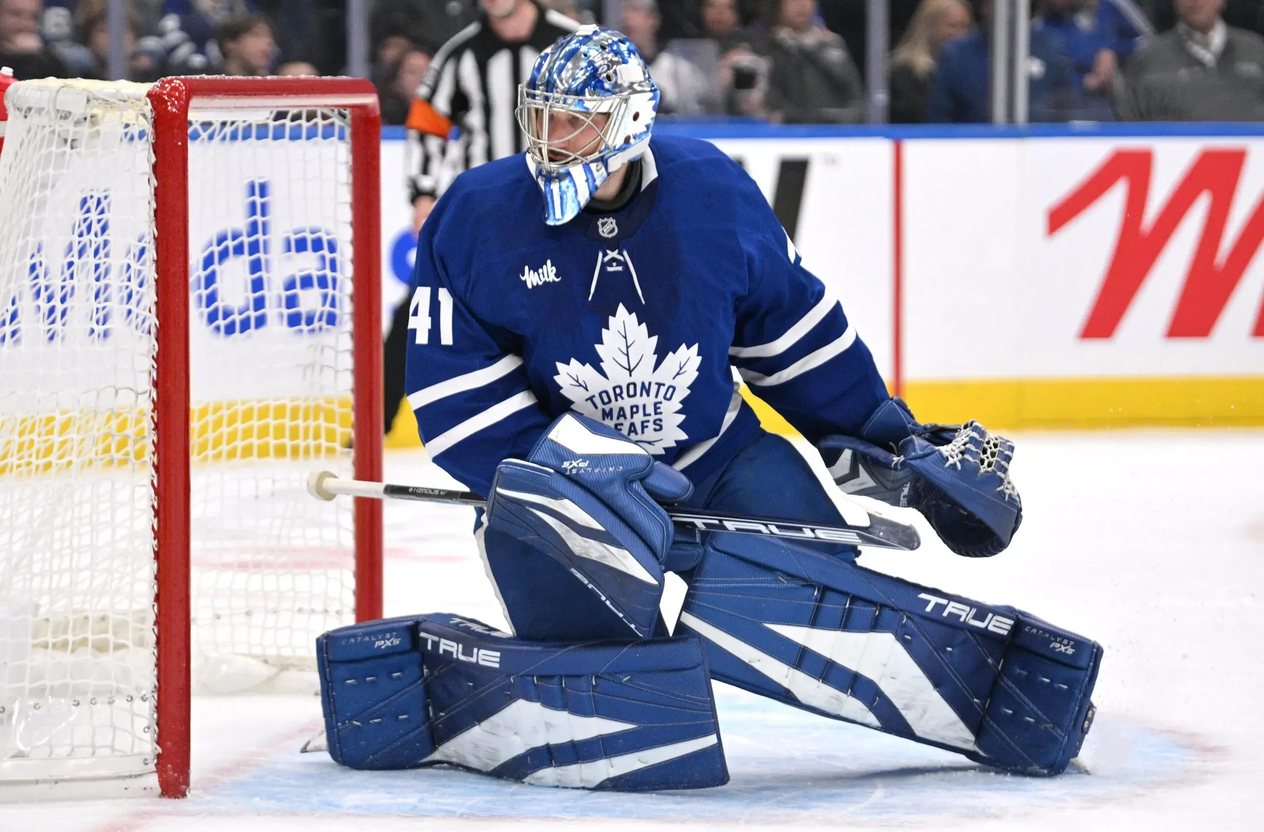 Maple Leafs G Anthony Stolarz ruled out for 4 to 6 weeks with knee injury