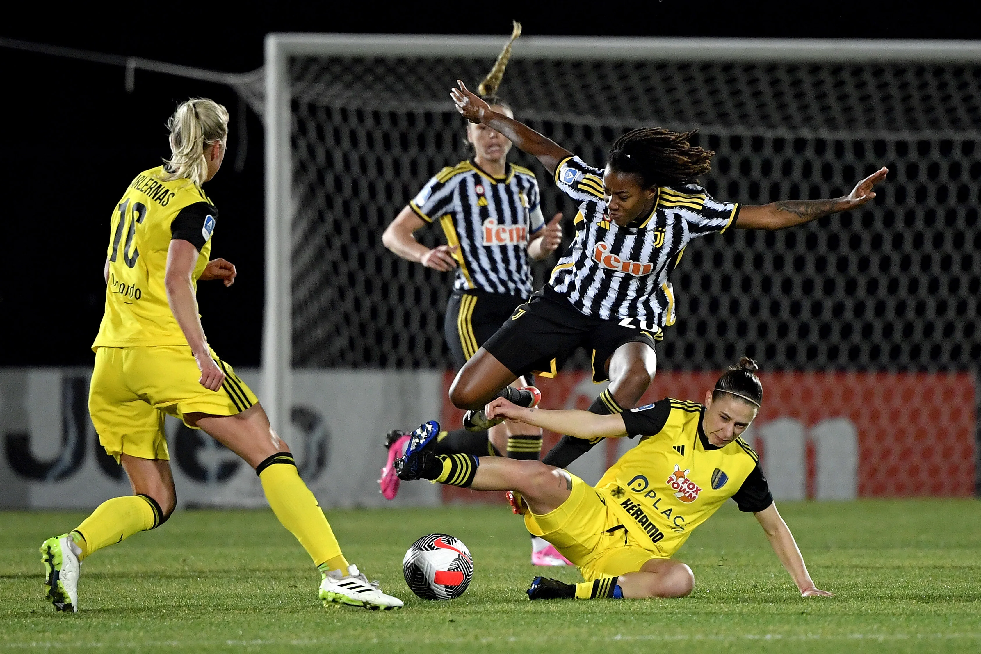 Mercury 13 group makes first acquisition with Italian club Como Women